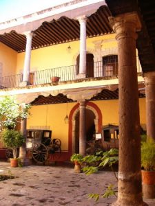 Morelia - view of courtyard