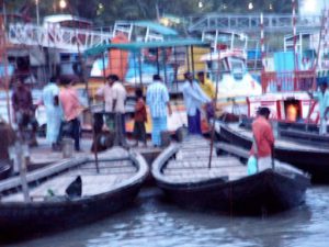 Mongla town scene - ferry boats (sorry for the blur)