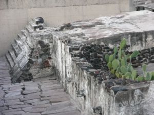 Zocalo Square - Museo del Templo Mayor (ancient ruins)