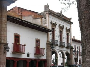 Pátzcuaro - colonial architecture surrounds the central square