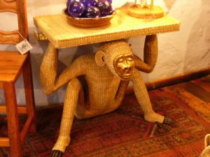 Pátzcuaro - monkey table