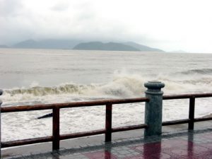 Nha Trang - stormy surf