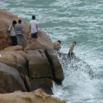 Nha Trang - dangerous play on the rocks