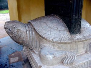 Chua Thien Mu Pagoda Perched