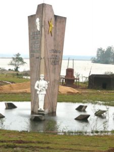 War Memorial in the DMZ Statue and