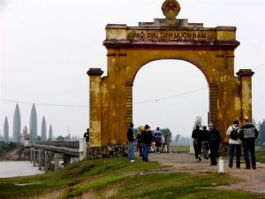 War Memorials and Hien Luong Bridge