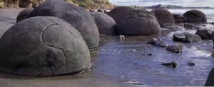 East coast Moeraki Boulders