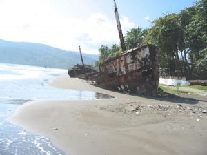 Jacmel - ship wreck