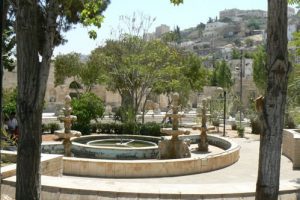 Amman - old Roman forum market, now a cruise park