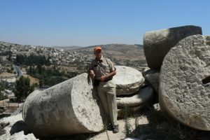 Measuring oneself against the stones of