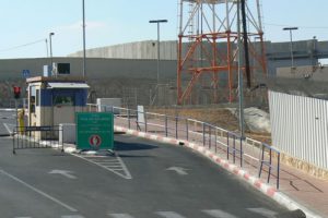 Checkpoint at the separation