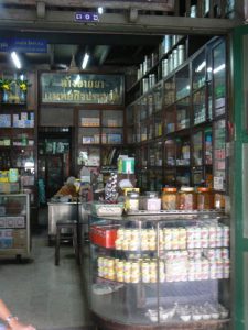 Thailand, Bangkok - traditional medicine store