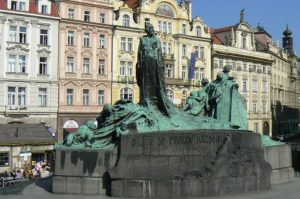 Memorial statue of Jan Hus in old town square; He