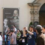 Thousands of tourists every day at Prague Castle.