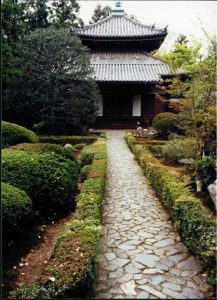 Kyoto: small shrine with traditional architecture.