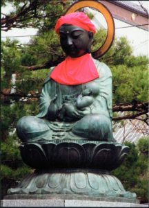 Buddha statue at the Zenko-ji Buddhist Temple. Each statue is