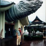 Symbolic ornamental roof (of a restaurant?)