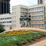 Sculpture of gold miners.