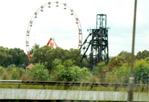 Gold Reef City Theme and History Park: Ferris wheel and