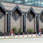 Harare: downtown business district - bank building