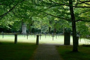 Argonne-Meuse Region: Apremont German World War I Cemetery