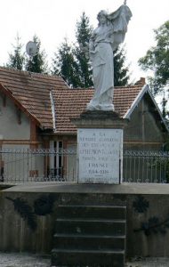 Argonne-Meuse Region: Apremont Village War Memorial