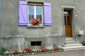 Romagne-sous-Montfaucon house with window box