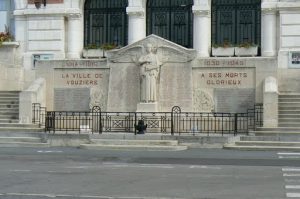 Town Hall in Vouziers with World War 1 and 2