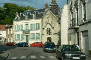 Main street in Dun-sur Meuse