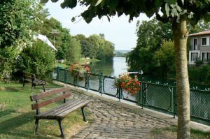 Along the Meuse River in Dun-sur-Meuse