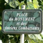 In the center of Dun-sur Meuse is a plaza with