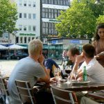 Pizza reward for Swedish athletes after a day at the