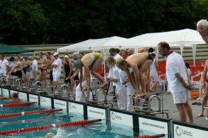 Mixed relay race (men and women)