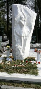 Ballerina's grave: New Maidens' Monastery (also called Novodevichy Cemetery, opened