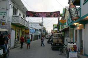 There are two main streets in San Filipe