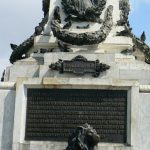 Plaza Libertad with Independence monument