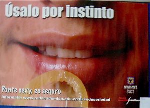 Poster at Entreamigos for condom use