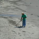 Clean up along the beach in Libertad