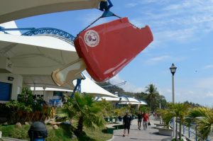 Ice cream shop sign along the promenade in Libertad