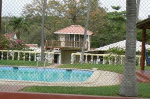 Upscale holiday house along the beach