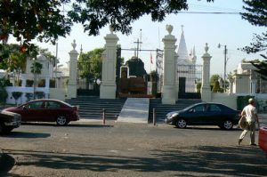 San Salvador's main cemetery