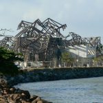 New art museum by Frank Gehry under construction along Causeway