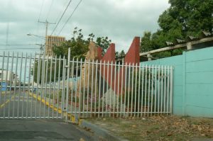 Gate by the new presidential mansion