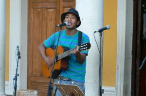 Singer on Independencia Plaza