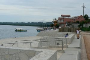 Along the new promenade