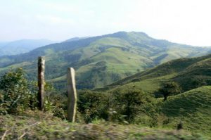 Mountains on the way to Santa Elena