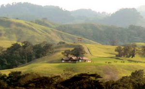 Upscale house on the way to Monteverde