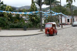 Taxi on Central Plaza