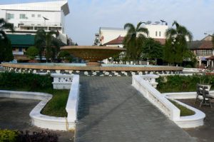 Nam Phou fountain in central Vientiane