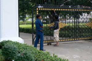 Painting entry gate to former presidential mansion